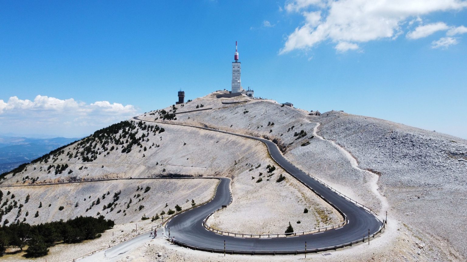 Hairpin on the D974 near the summit of Mont Ventoux