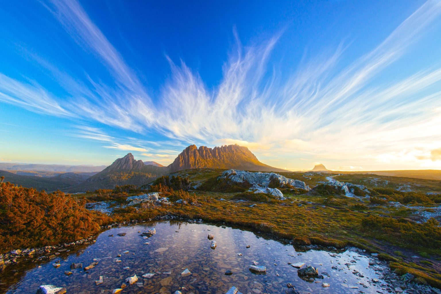 Cradle Mountain at sunrise, Tasmania